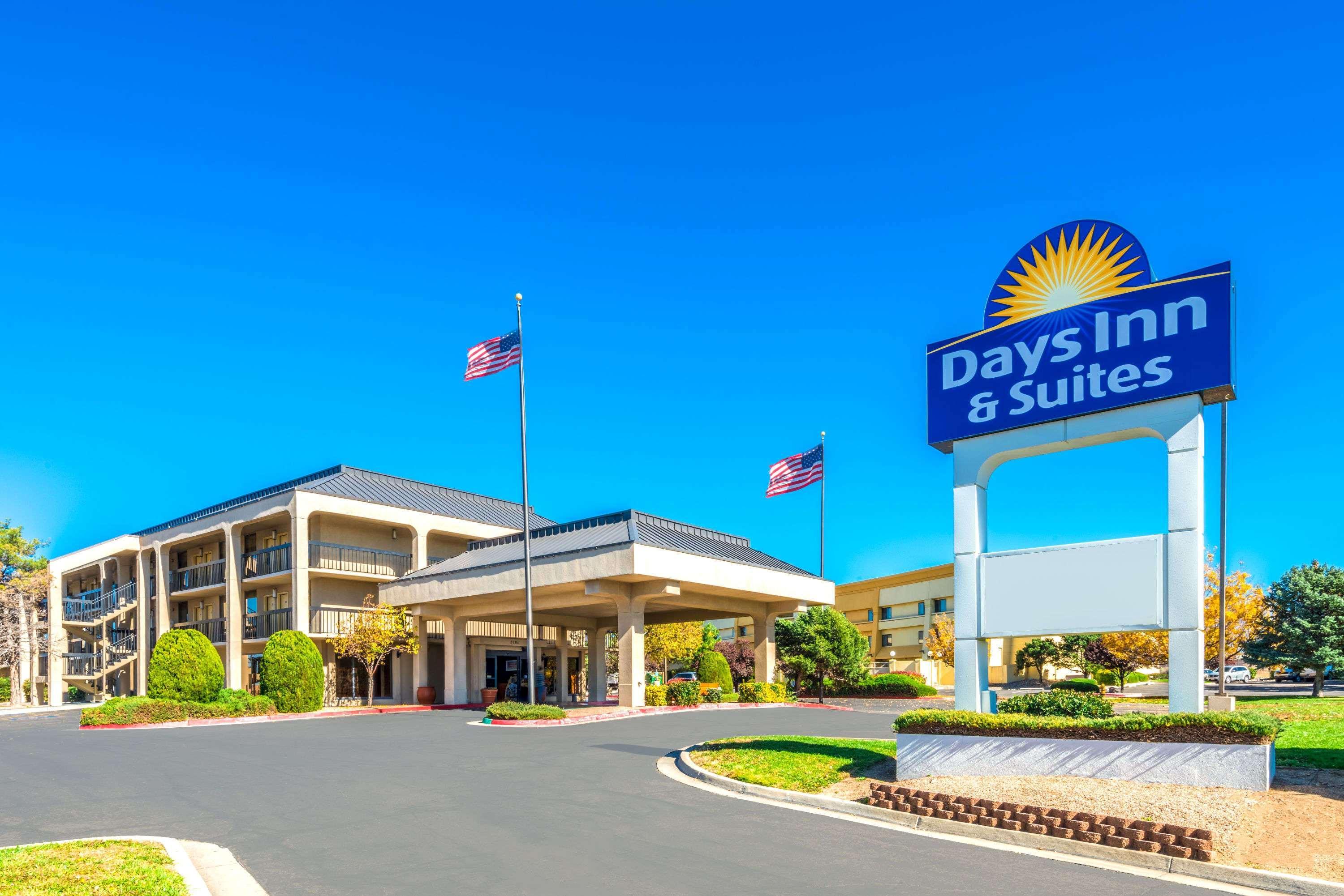 Days Inn & Suites By Wyndham Albuquerque North Luaran gambar