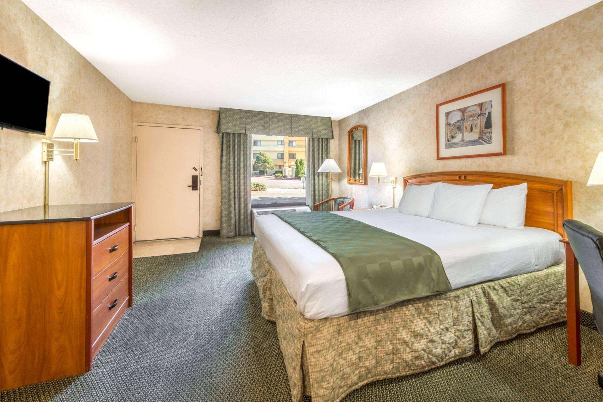 Days Inn & Suites By Wyndham Albuquerque North Luaran gambar